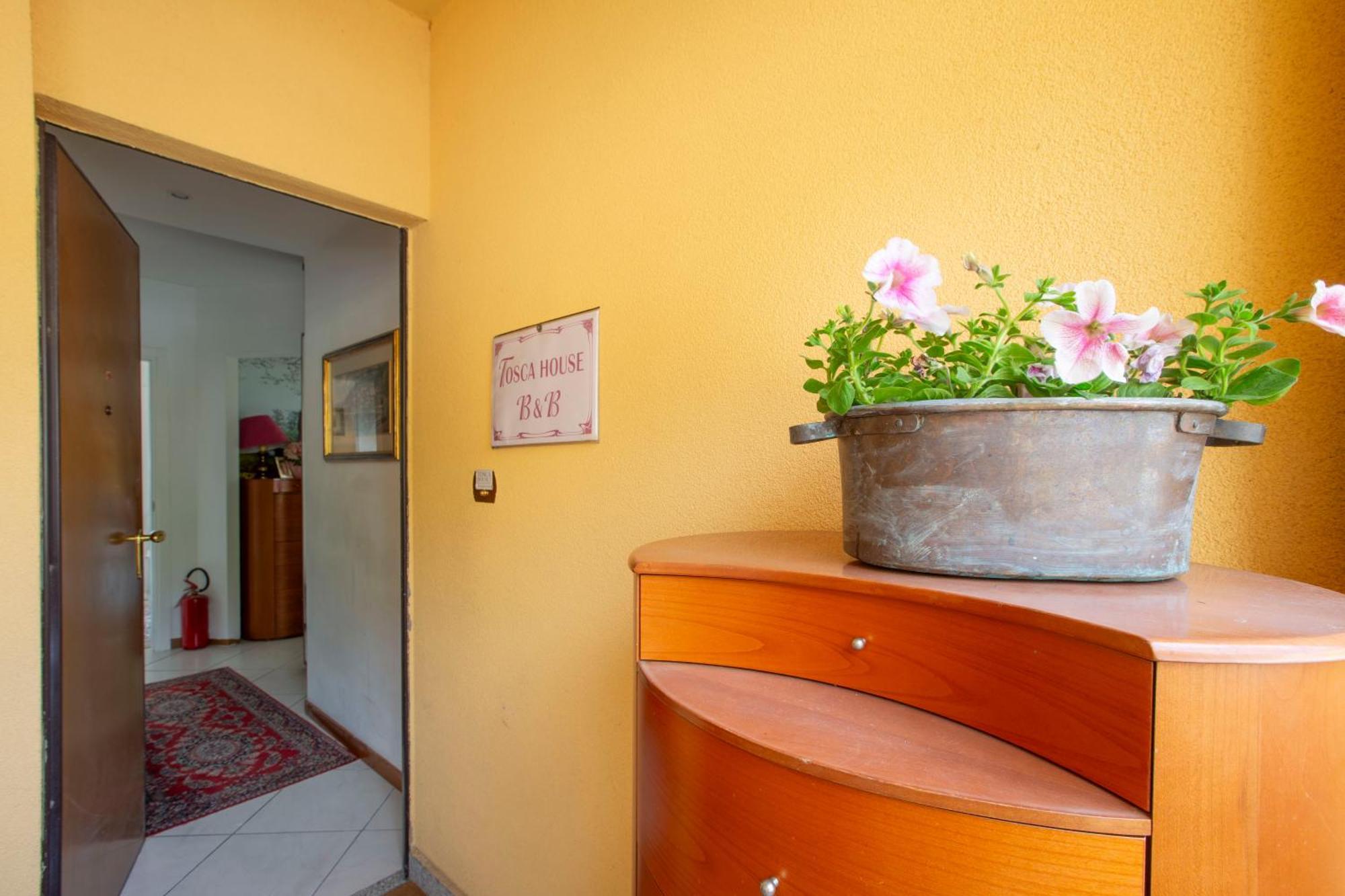 Tosca House 2 Bed & Breakfast Varenna Ngoại thất bức ảnh